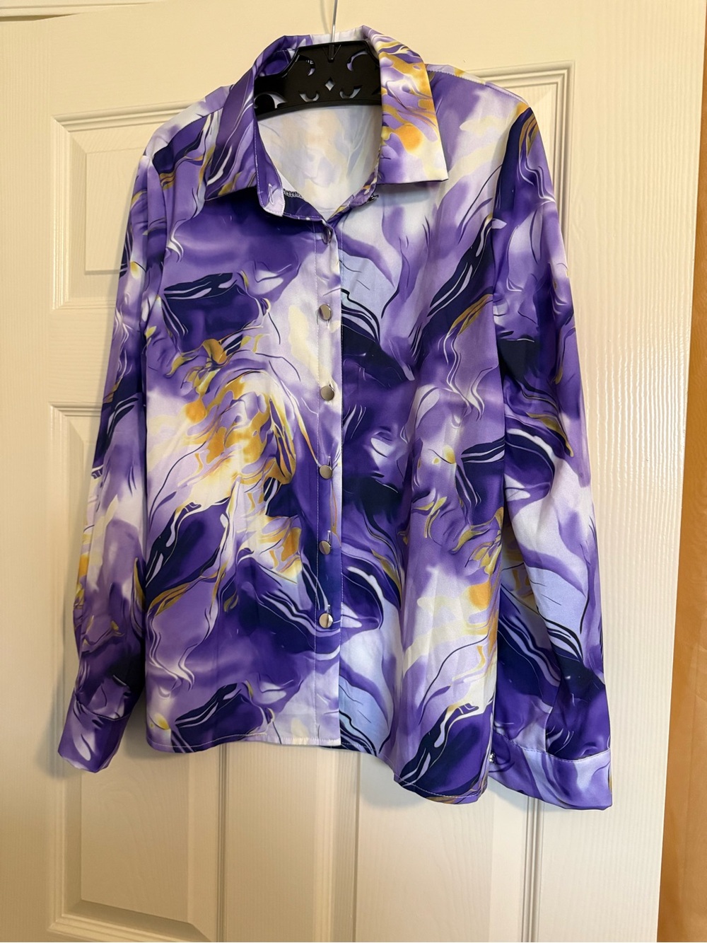 SHEIN Purple Marble-Print Button Front Blouse with Gold Accents